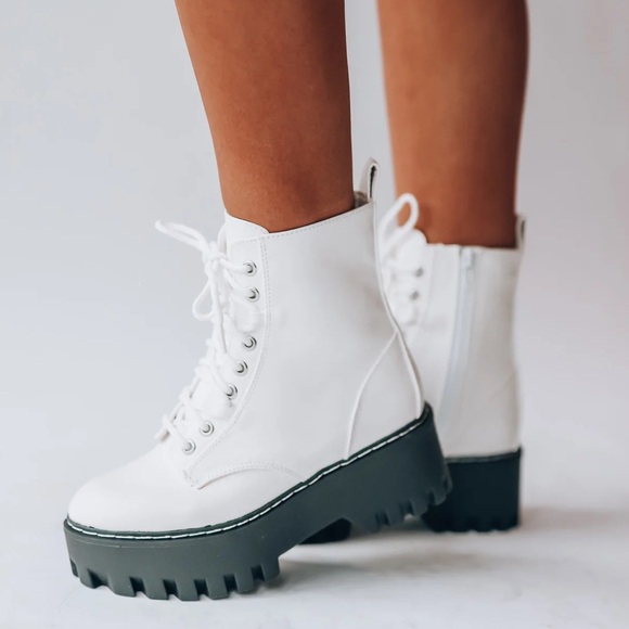 White Combat Boot - Picture 1 of 8